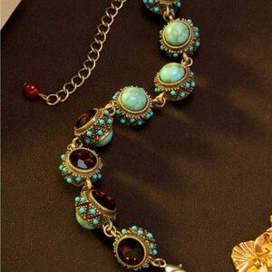 Elegant Turquoise and Gold Bracelet
